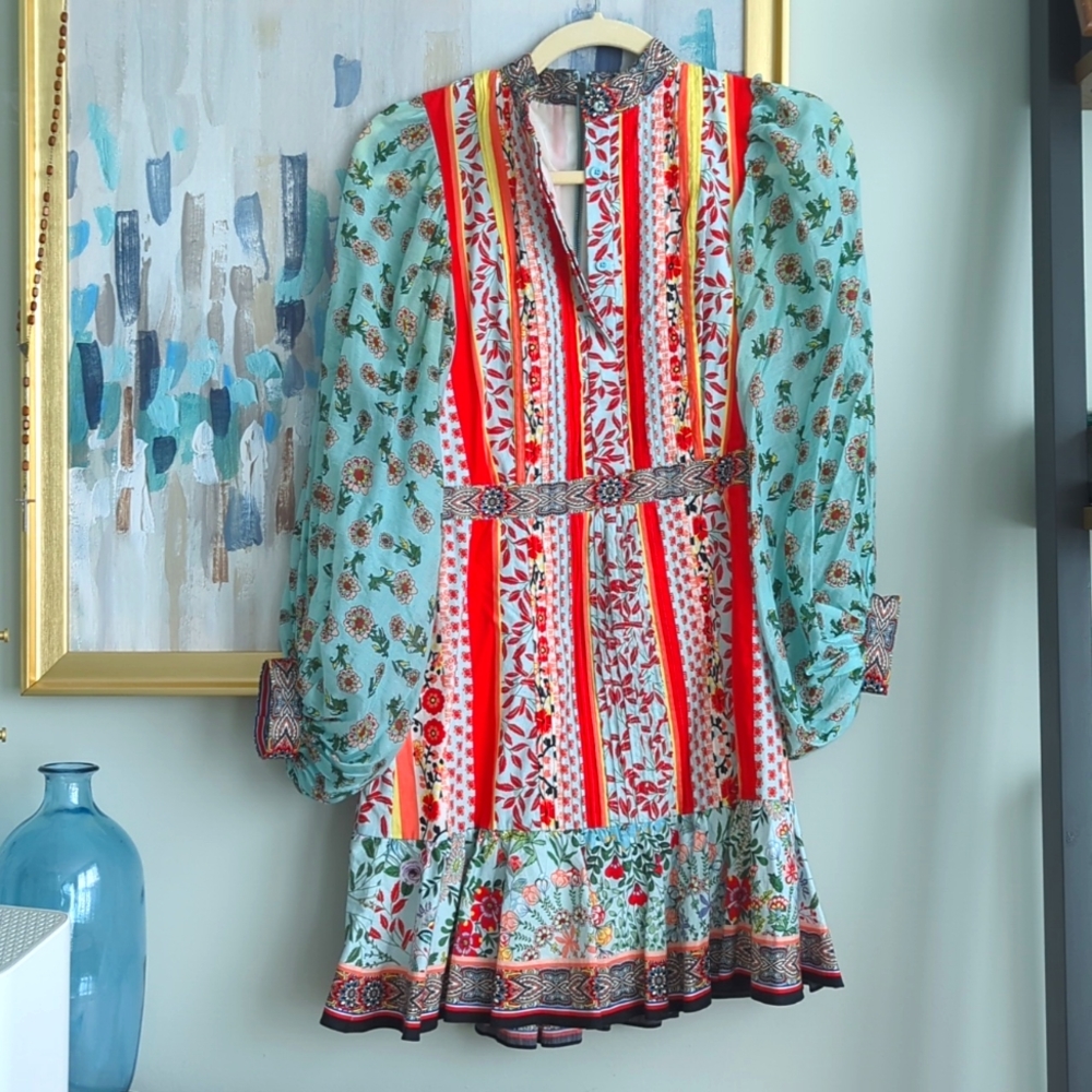 Alice and Olivia short dress